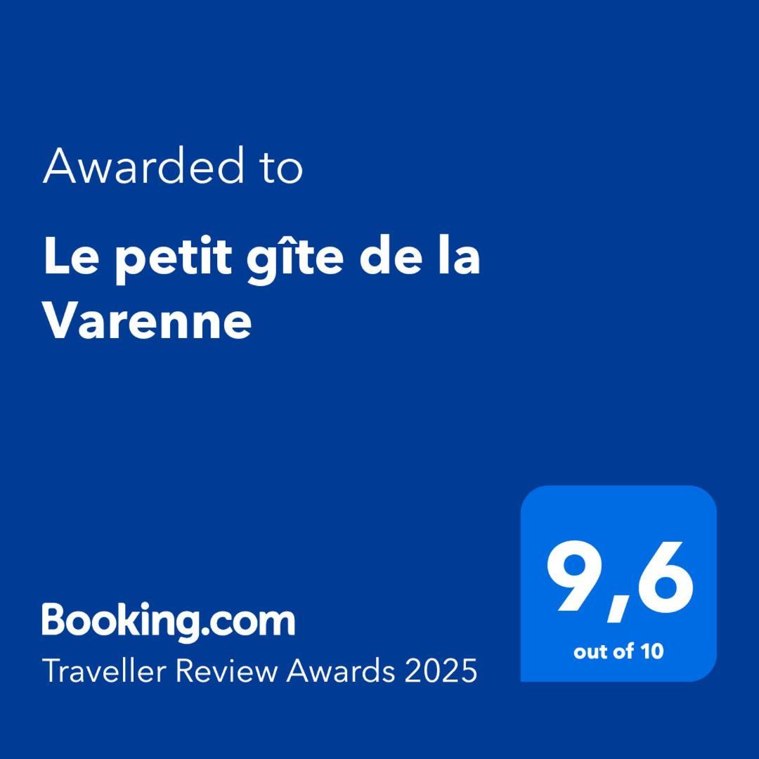 Le Petit Gite De La Varenne Saint-Hellier Kültér fotó